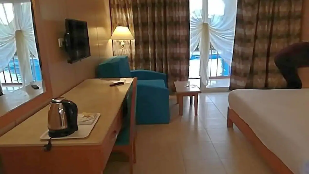 الفندق فلو سبكتروم ريزورت سهل حشيش - سهل حشيش